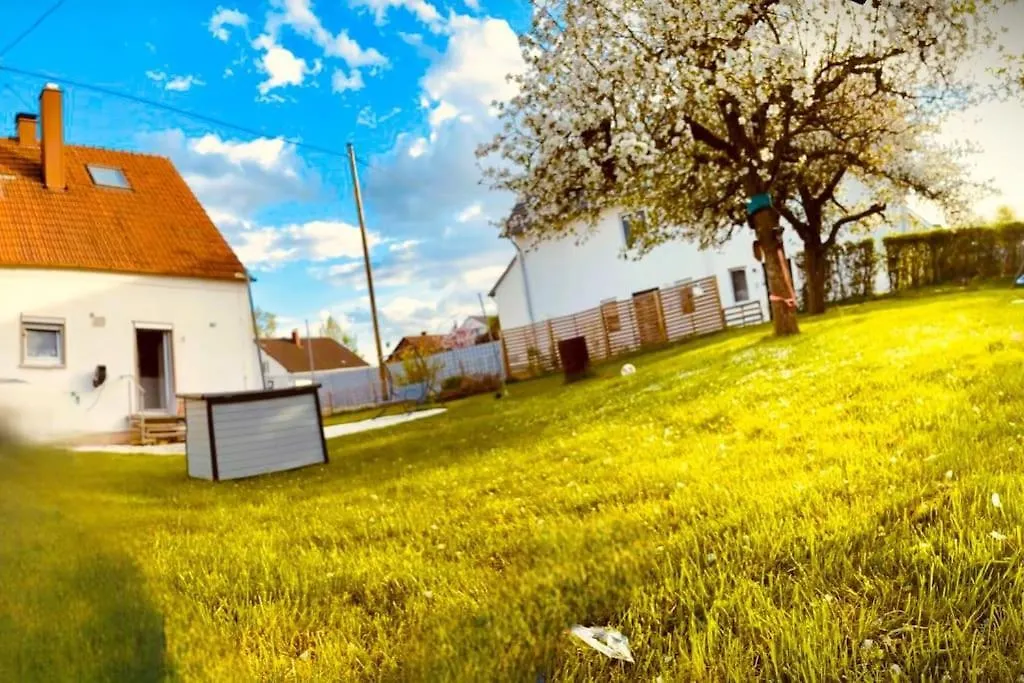 Charmante, Helle Wohnung Mit Garten Nahe Legoland Nersingen Apartment